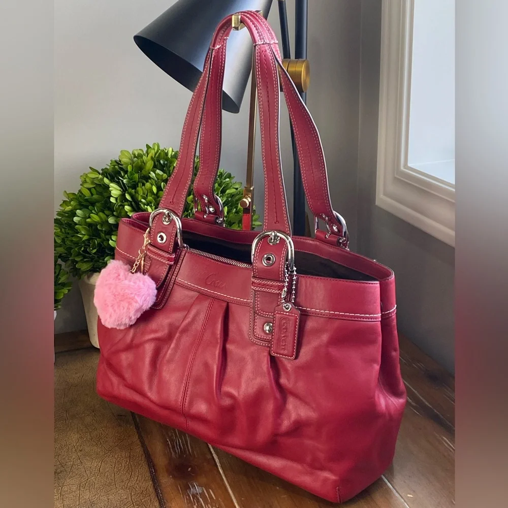 Coach Soho Pleated Shoulder Tote - EUC! - Picture 6 of 16